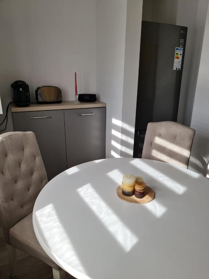 Stephanie Apartment Galaţi Екстериор снимка